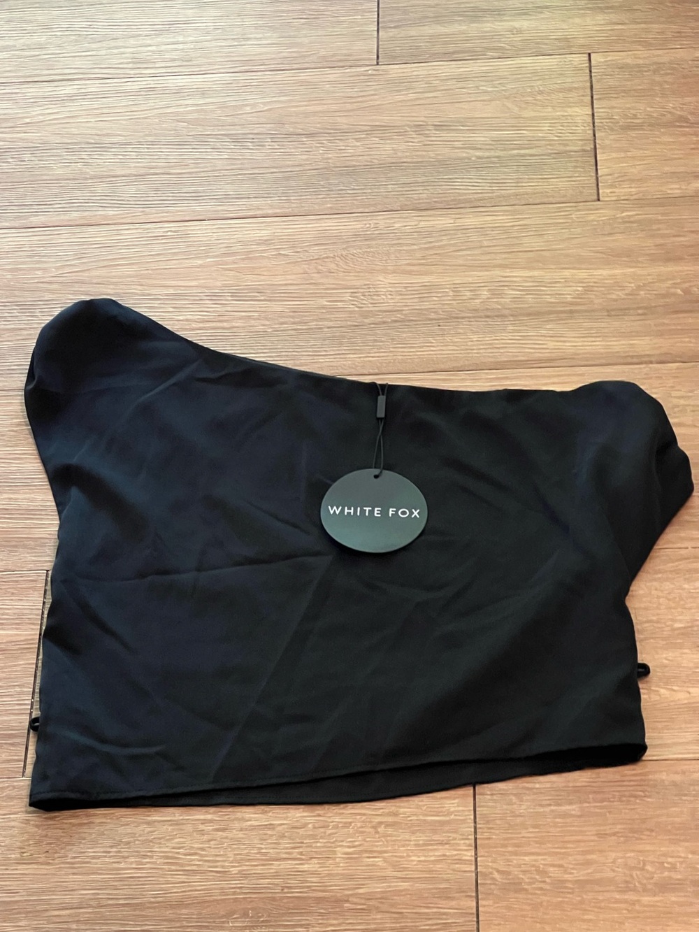 NWT White Fox Boutique Black Strapless Crop Top